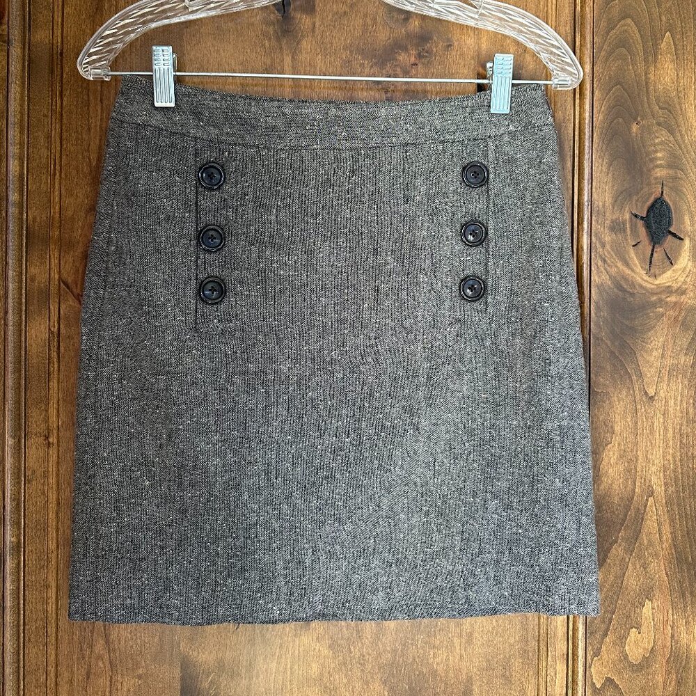 Banana republic factory wool blend skirt button detail Dark academia Size 0